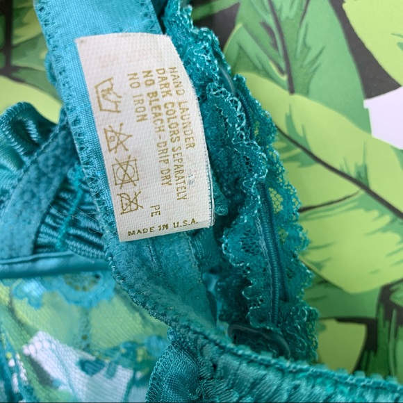 Vintage Victoria’s Secret Gold Label Bra See Through Unlined Lace USA Made - Picture 8 of 8